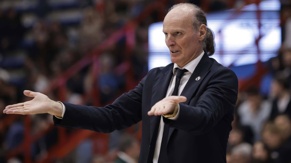 Izgleda da poraz od Partizana ne potresa mnogo Duška Ivanovića