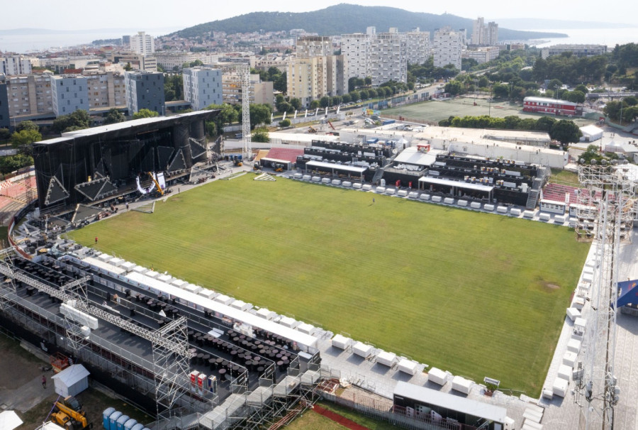 Hrvati ruše Poljud!