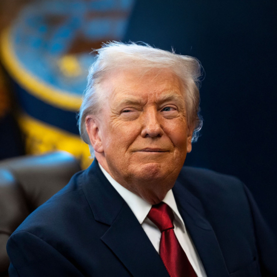 Zlato je kod Trampa: Zlatne poluge iz Venecuele primećene u Beloj kući