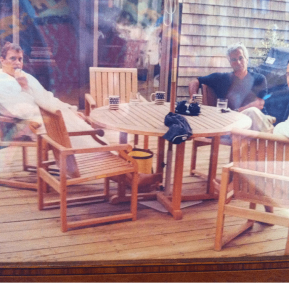 Isplivala nova fotografija princa i važnog političara sa osuđenim pedofilom