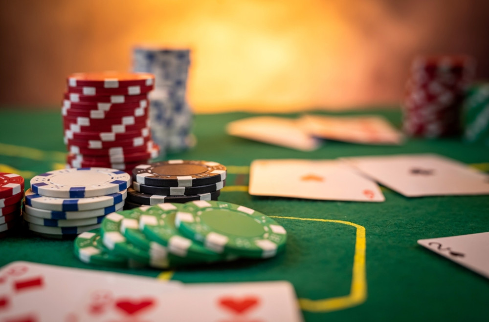 Analiza institucionalnih podataka:Stvarni obim zavisnosti znatno manji od tvrdnji iznetih u pojedinim medijima