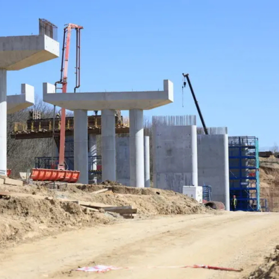 Kapitalni projekat: Saobraćajnica od 22 km sa 14 mostova i 5 petlji, donosi nove investicije u Šumadiju