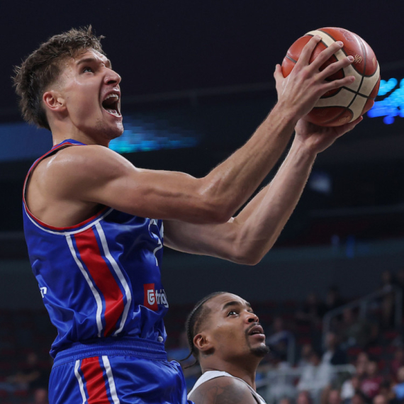 Bogdan poklonio opremu KK Kosovsko Pomoravlje VIDEO