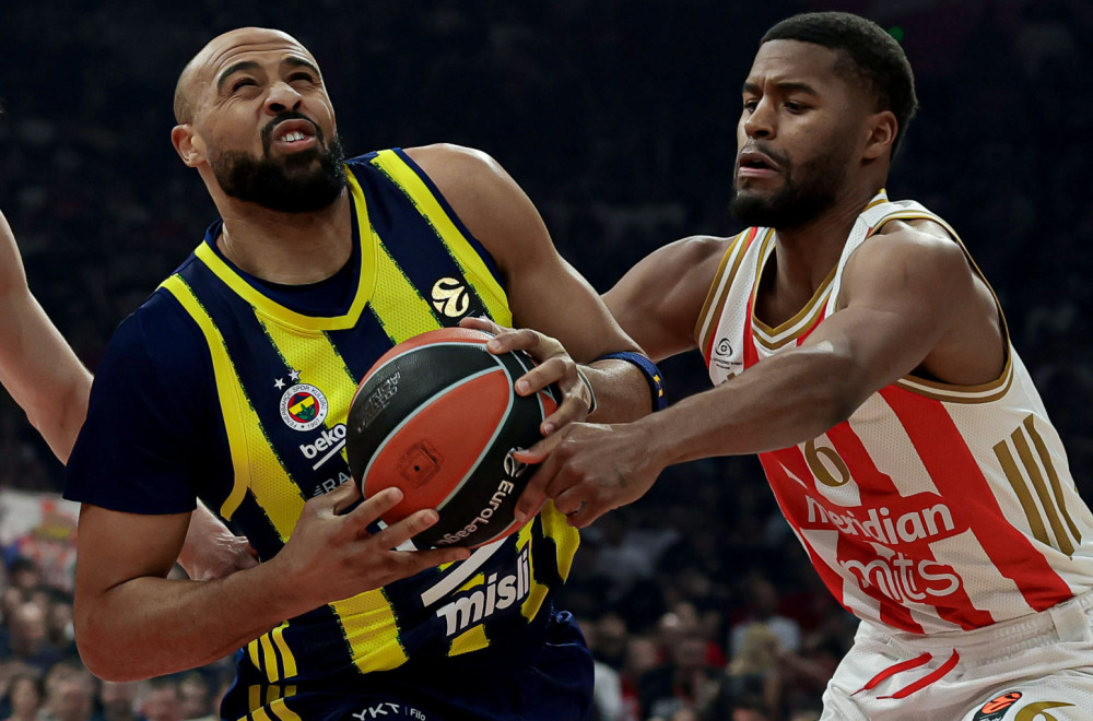 Zvezda se  vratila i vodi!