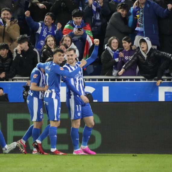 Pepe golčinom u nadoknadi spasao "žutu podmornicu"
