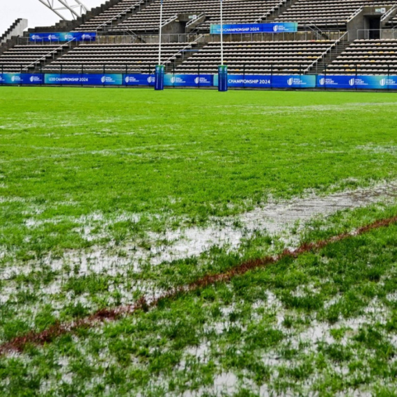 Skandal u Vinči: Huligani tokom noći "poplavili" teren VIDEO