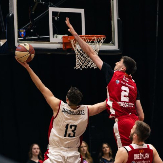 Studenti poraženi u Beču