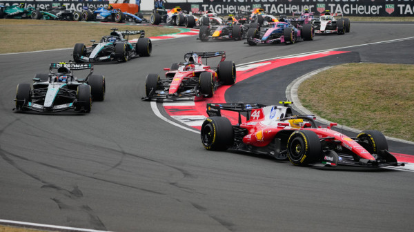 "Ludnica" u Kini – Ferari se ne predaje