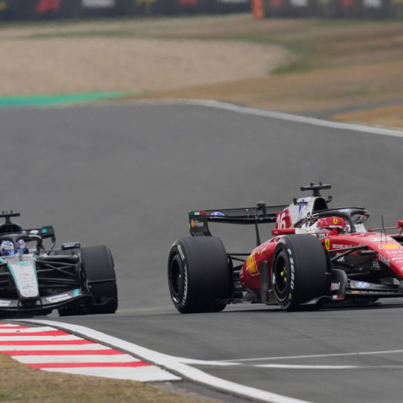 Dominacija Mercedesa i spektakl Ferarija – "ludnica" u Kini