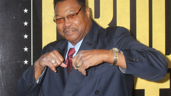 Na današnji dan: "Brutalni" Holms nokautom odbranio tron VIDEO