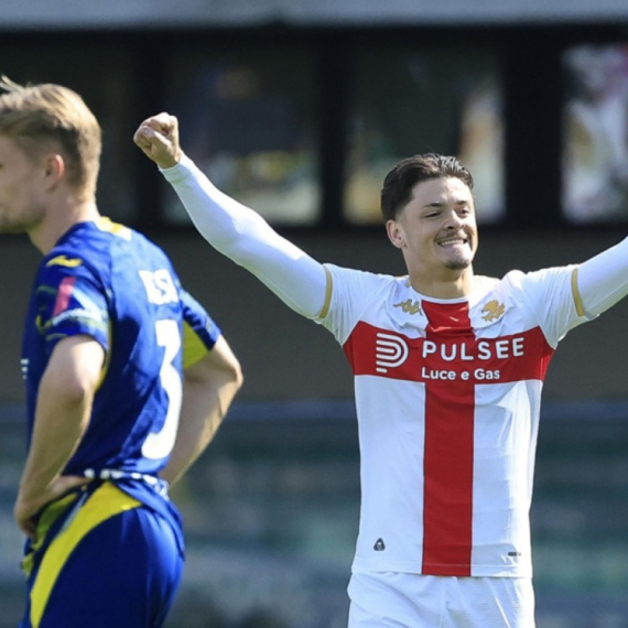 Đenoa gura Veronu ka Seriji B