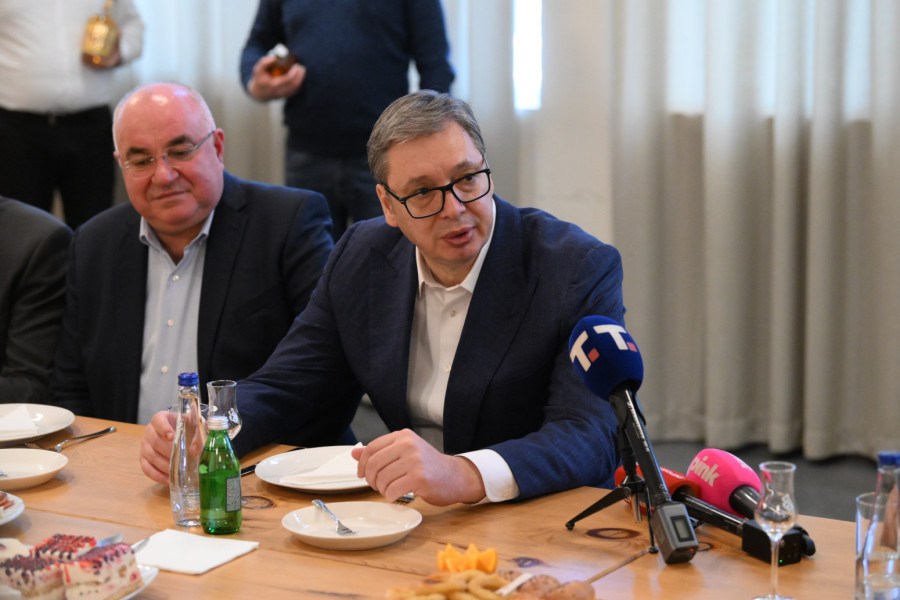 Vučić u Bajinoj Bašti: Krećemo da radimo put Bajina Bašta-Užice FOTO/VIDEO