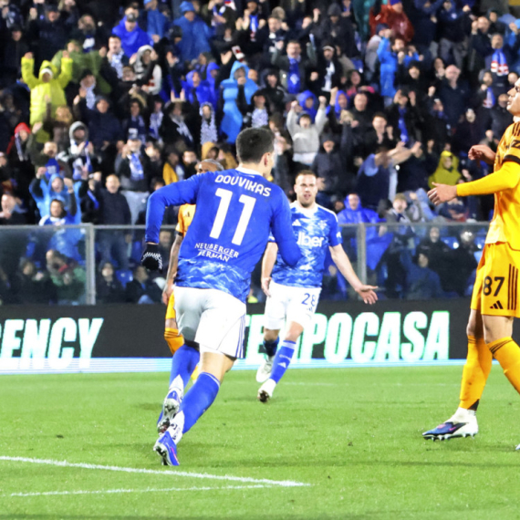 Fabregasov Komo pleše po taktovima Lige šampiona!