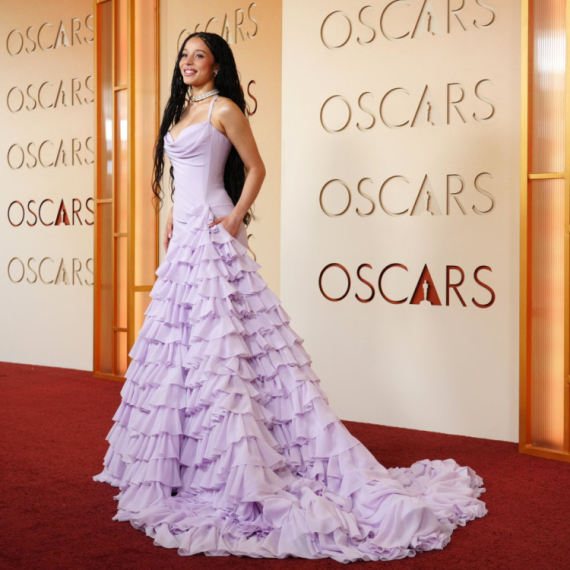 Zvezde pristižu na crveni tepih: Sve je spremno za događaj godine FOTO