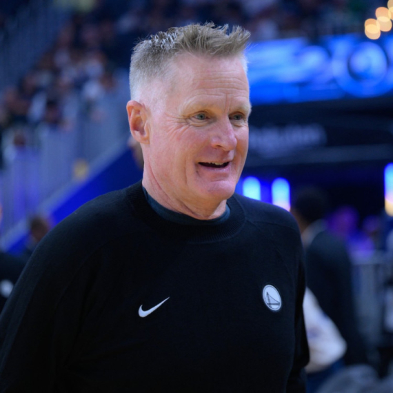 Trener Golden Stejt Voriorsa osvojio Oskara – pridružio se Kobiju, Šeku i Kariju