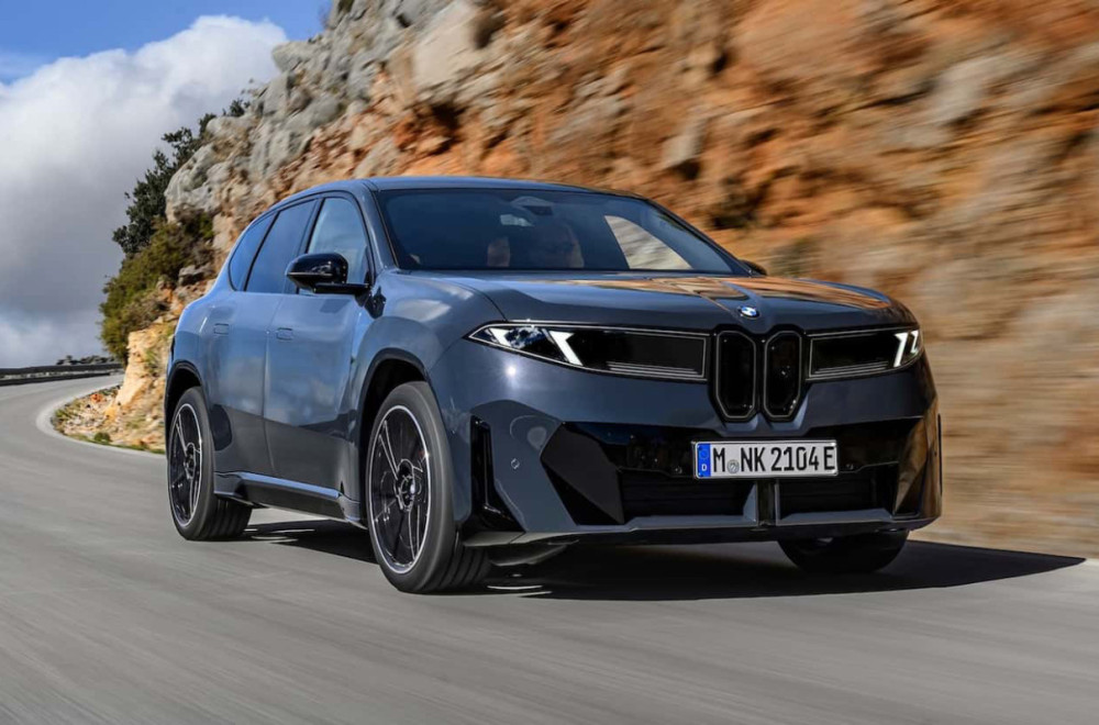 BMW želi da do 2030. izjednači prodaju električnih i benzinskih automobila