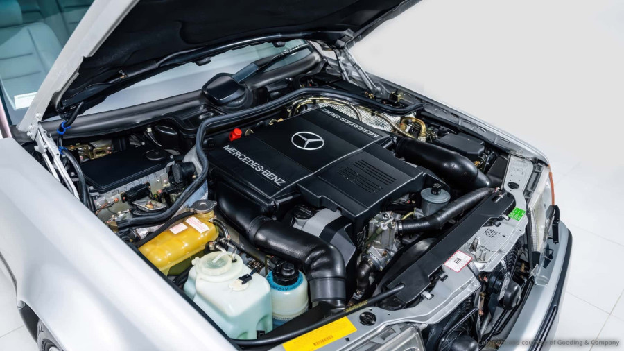 Mercedes star više od 30 godina prodat za ogromnu sumu – razlog je poznati vlasnik FOTO