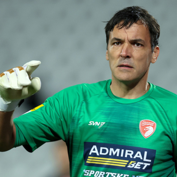 Stojković: "Partizan će osvojiti titulu kad neki Arnautović ili Ivanić tuže Zvezdu"