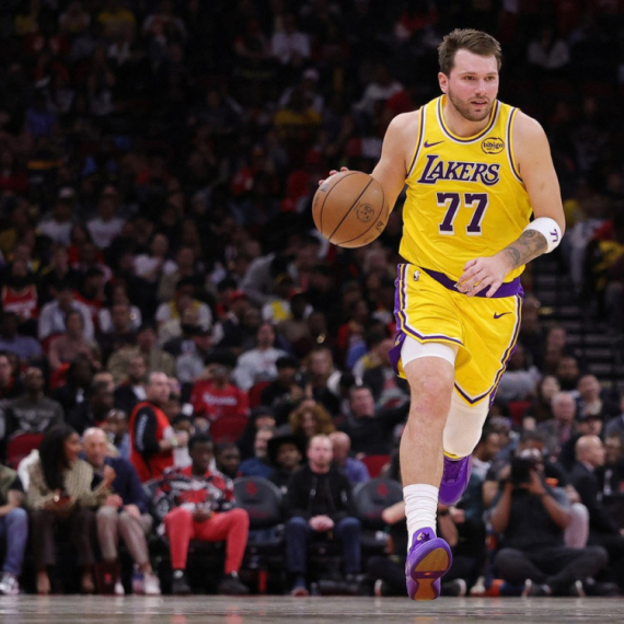 Dončić nezaustavljiv protiv Durenta – Lejkersi u naletu VIDEO