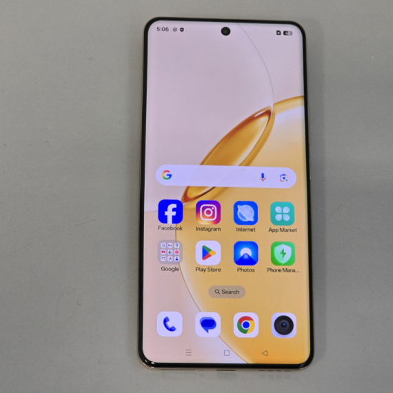 Testirali smo telefon koji odbija da se isprazni – realme 16 Pro+