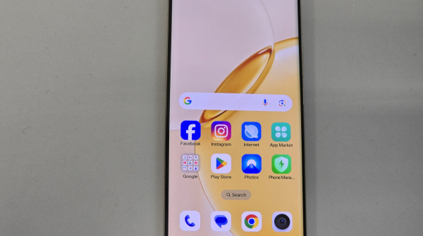 Testirali smo telefon koji odbija da se isprazni – realme 16 Pro+