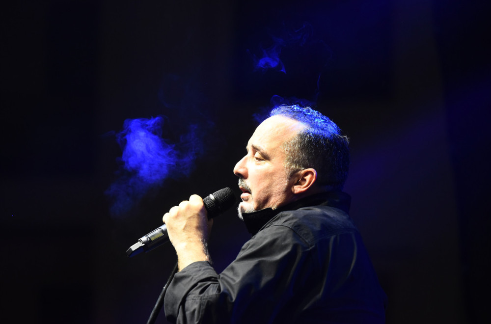 Toni Cetinski spomenuo Srbe na koncertu u Sloveniji: Postavio im jedno pitanje