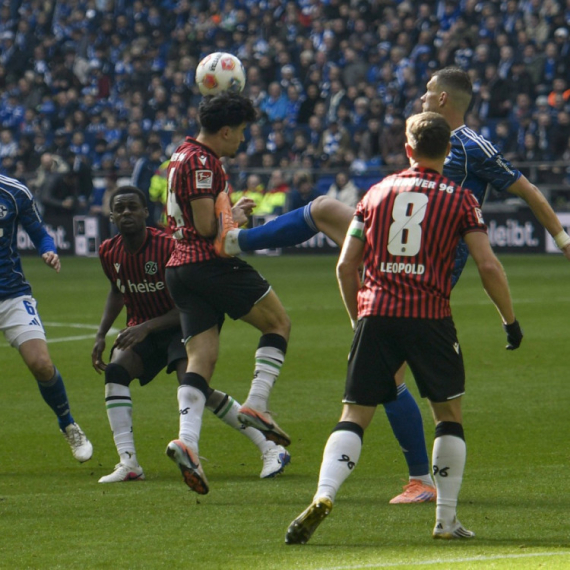 Rođendanski "poklon" – Džeko suspendovan pred derbi Cvajte