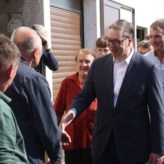 Vučićeve ključne poruke o miru; "Neće biti lako u ovom ludilu očivati stabilnost, ali mi ćemo to uspeti" VIDEO