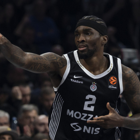 Strašna serija Partizana!