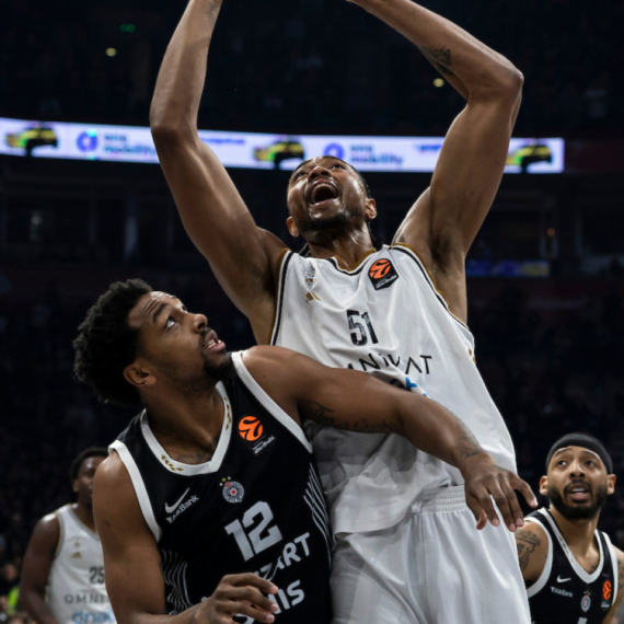 Kaboklo prvi put pred "grobarima", pa poručio: "Bilo nam je važno..." VIDEO