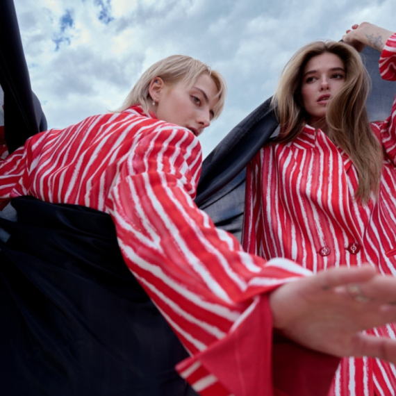 Najseksi modni trend proleća koji će vas zaludeti: "Pozajmljeno od njega" osvaja ulice FOTO