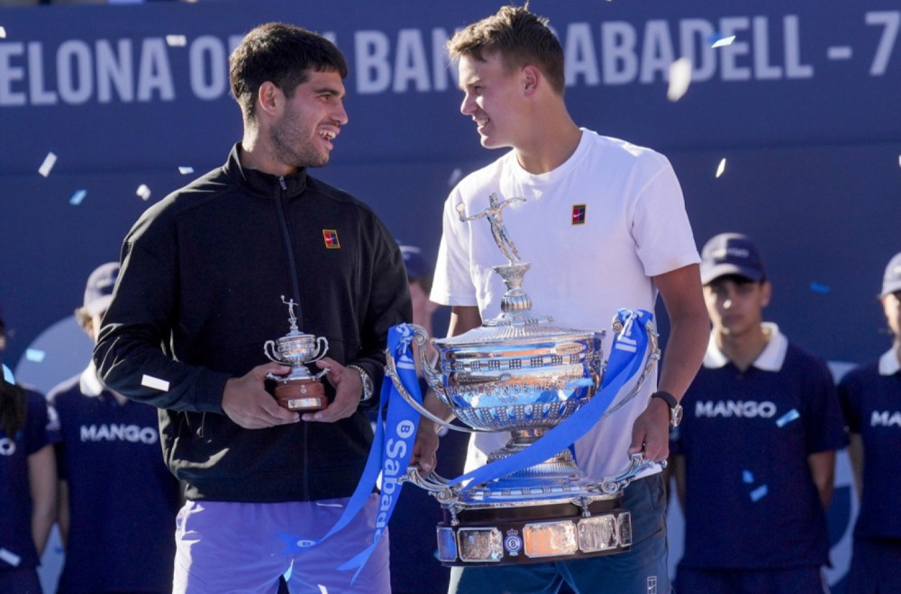 Alkaras i Siner postaju dosadni