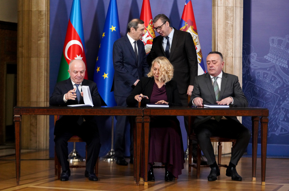 Potpisan istorijski ugovor za "Smajli"; Vučić: "Prva deonica gotova za dve godine"