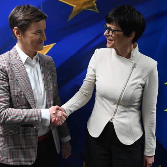 Brnabić u Briselu sa Martom Kos i Kopmanom: "Srbija odlučno nastavlja svoj evropski put" FOTO