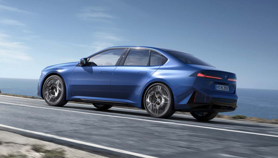 BMW i3 menja pravila igre: Legendarna Serija 3 ulazi u električnu eru FOTO