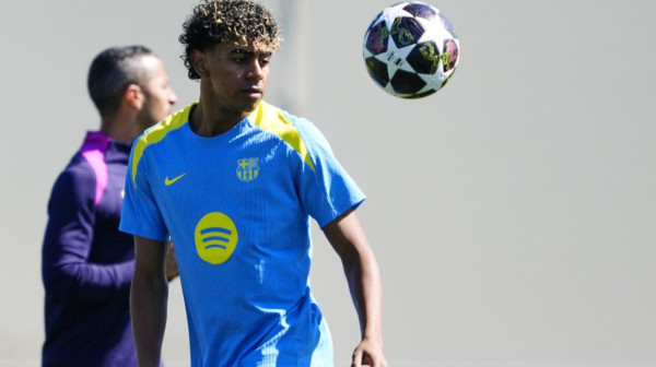 Flik strašnom navalom "svrake" – Englezi luduju u Kataloniji