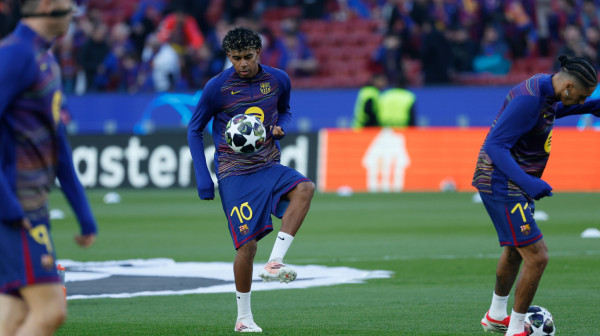 Flik strašnom navalom plaši "svrake" – Englezi luduju u Kataloniji