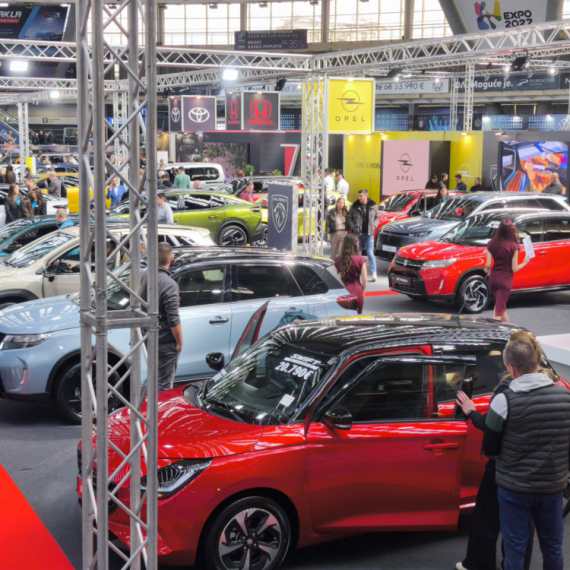 Posetioci na Sajmu spremni da plate od 25.000 do 30.000 evra za novi automobil