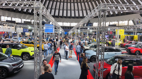Sve premijere kineskih brendova na Sajmu automobila u Beogradu FOTO