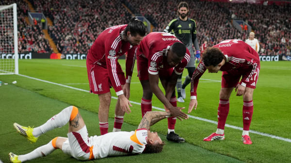 Užas na Enfildu – igrač izgubio deo prsta VIDEO