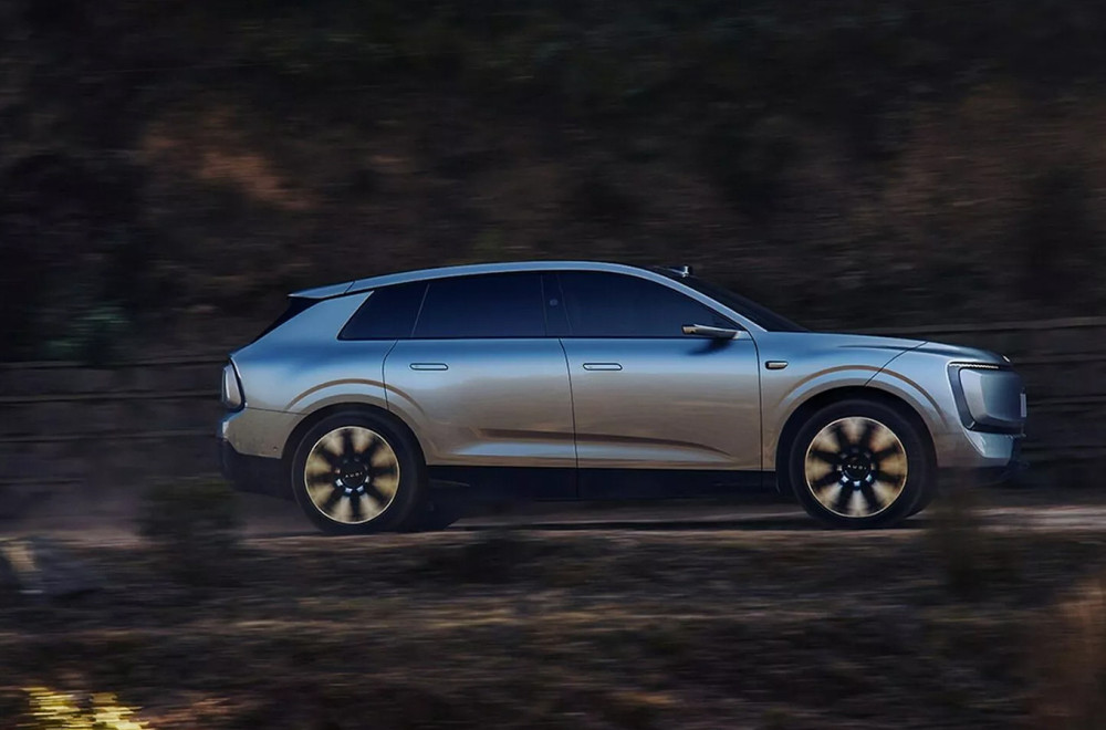 AUDI ima novi SUV: Ovakav model ne postoji u Evropi FOTO