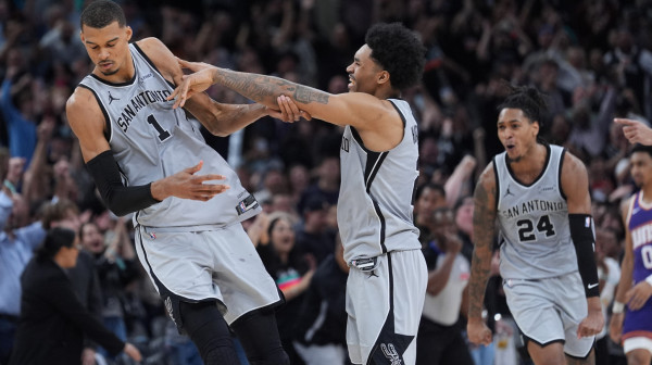 Vembanjama je heroj – 34 poena i koš za pobedu; Gidi imao 19 asistencija u porazu Bulsa VIDEO