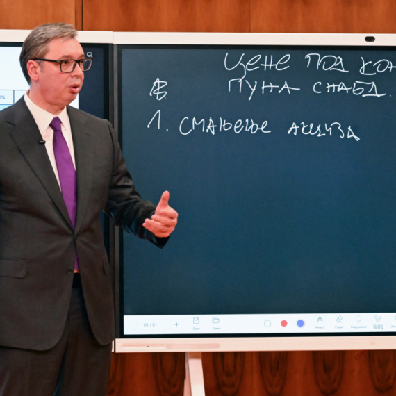 Vučić: Snabdevenost se ne dovodi u pitanje, država se odriče akciza zbog cene goriva FOTO/VIDEO