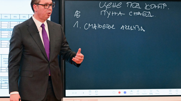 Vučić: Nema ograničenja kupovine goriva u Srbiji, snabdevenost se ne dovodi u pitanje, država se odriče akciza