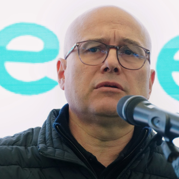 Vučević: "Rektor Đokić održao čist politički govor, crnim slovima će biti upisan"