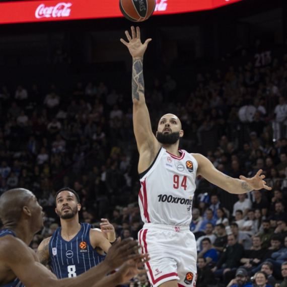 Furnije i Barcokas kažnjeni – PAO "trlja ruke"