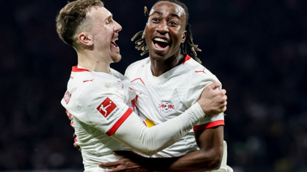 "Petarda" u derbiju kola Bundeslige