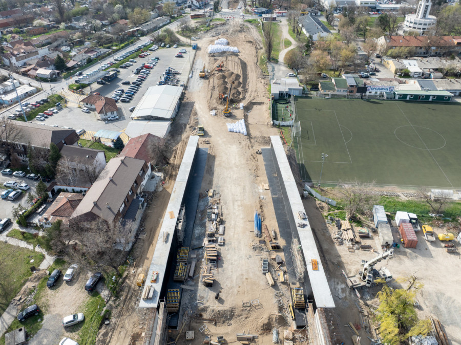 Radovi u punom jeku: Poznato kada će biti završen novi Savski most FOTO