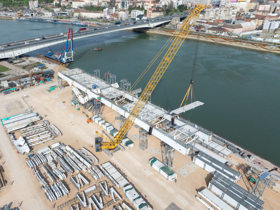 Radovi u punom jeku: Poznato kada će biti završen novi Savski most FOTO