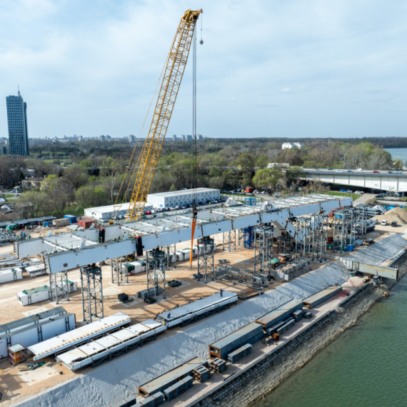 Radovi u punom jeku: Poznato kada će biti završen novi Savski most FOTO